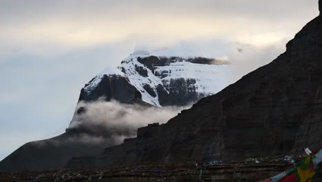el monte kailash, la cordillera del himalaya, el tíbet