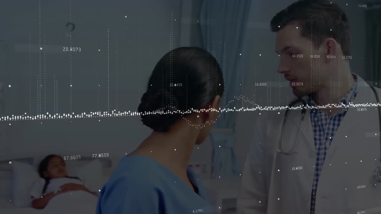 animación del procesamiento de datos sobre diversos médicos hablando