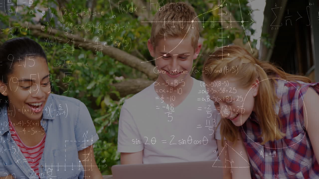 анимация математических уравнений над студентами с помощью ноутбука