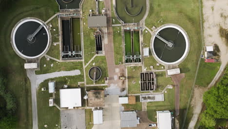 Flying-Above-Collierville-Wastewater-Treatment-Plant-In-Shelby-County,-Tennessee