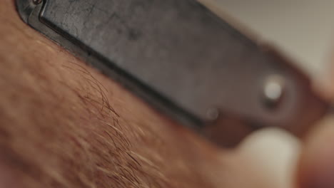 cuchilla de cortador de barba en el barbero