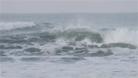 Primer-Plano-De-Las-Olas-En-Cámara-Lenta.-120fps