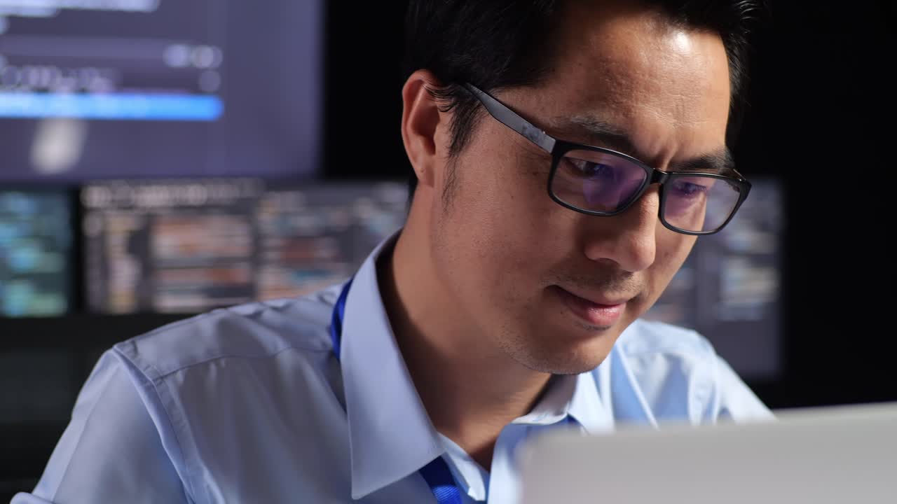 밤에 행복한 프로그래머