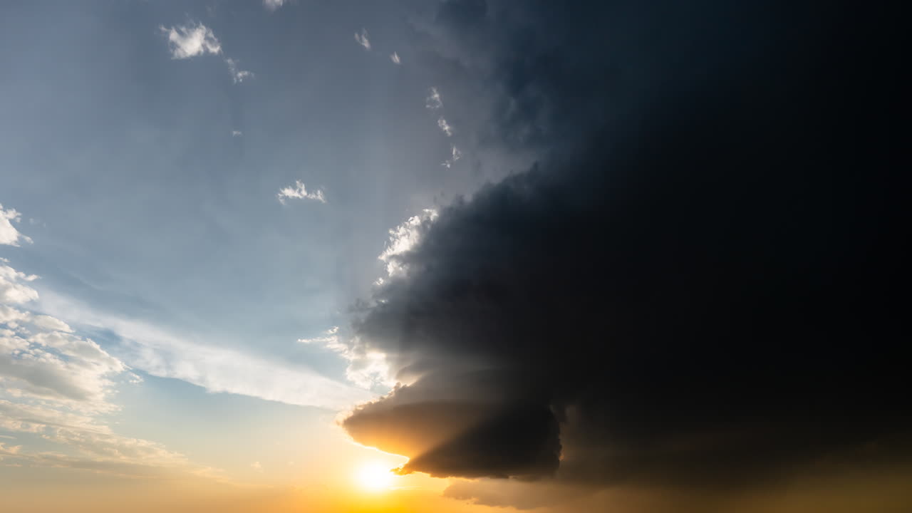 Visual sunset Cloud Drama Captured in 4K Timelapse Perfection