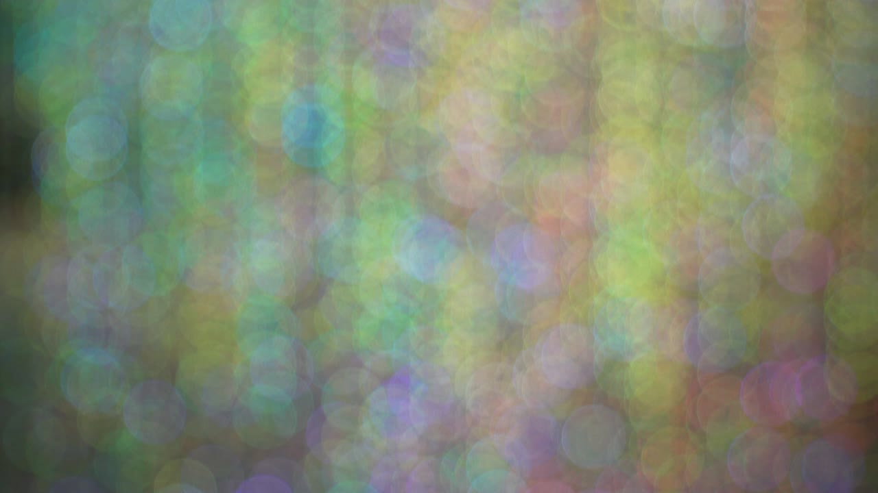 Bokeh desfocado com cores brilhantes de materiais cintilantes e luzes