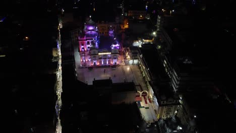 Una-Toma-De-Drones-Del-Famoso-Takht-Sri-Patna-Sahib-Es-Un-Gurdwara-En-El-Vecindario-De-Patna-Sahib-India-Fue-Para-Conmemorar-El-Lugar-De-Nacimiento-Del-Gurú-Gobind-Singh