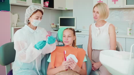 dental consultation with a child patient