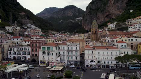 Edificios-Europeos-De-La-Ciudad-Turística-De-Amalfi-En-La-Costa-De-Italia---Antena