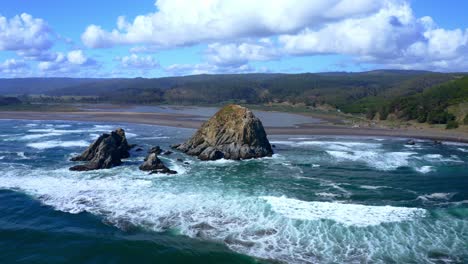 Piedra-Del-Viento-Topocalma-Strand,-Stein-Des-Windes-Litueche-Puertecillo-Matanzas-Windsurfspot-Surfspot