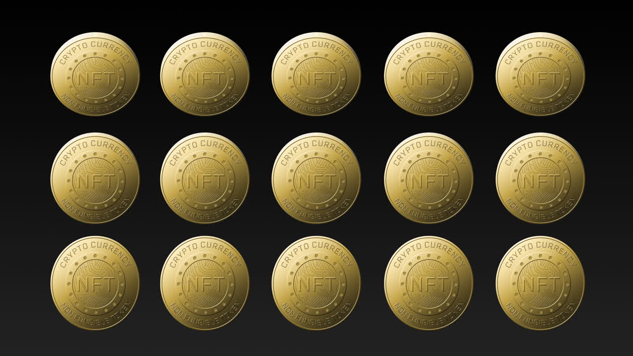 검은색 배경에 회전하는 황금 nft 동전 줄의 애니메이션