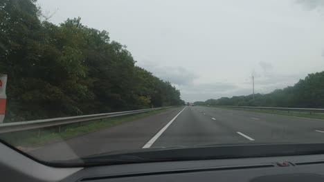 Dashcam-Pov-Conduciendo-Por-Autopista-En-Gran-Bretaña