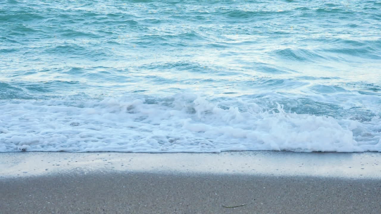 Close up waves in slow motion