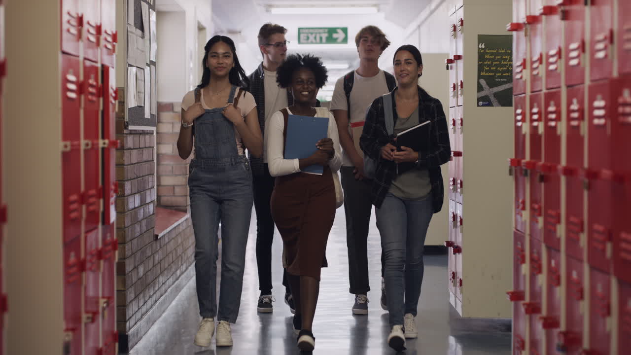 la línea de meta, aquí venimos.