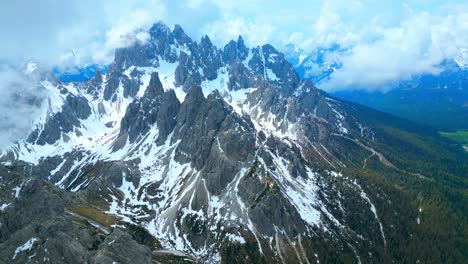 Witness-the-splendor-of-the-Italian-Alps-from-above,-showcasing-the-region's-picturesque-landscapes-through-our-high-quality-DJI-drone-video,-in-breathtaking-4K