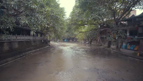 The-stream-passes-through-ancient-town-in-Chongqing