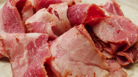 sliced smoked meat
