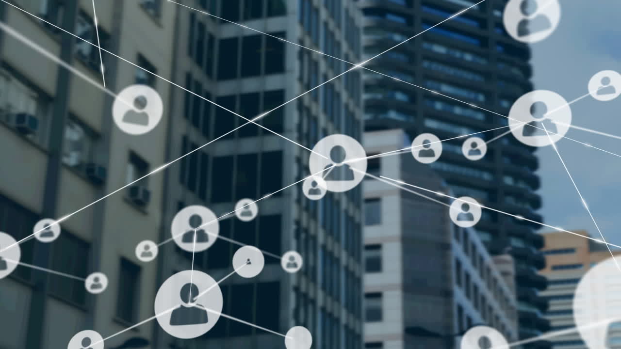 현대적인 사무실 건물 위의 아이콘과 연결 네트워크의 애니메이션