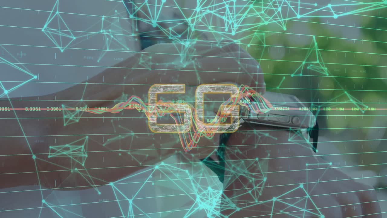 스마트워치를 확인하는 백인 남자의 손 위에 6g와 숫자의 애니메이션