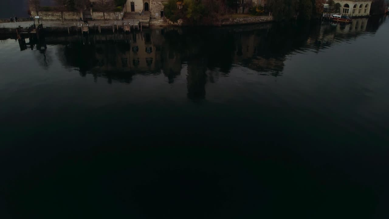 imágenes aéreas de orta san giulio italia