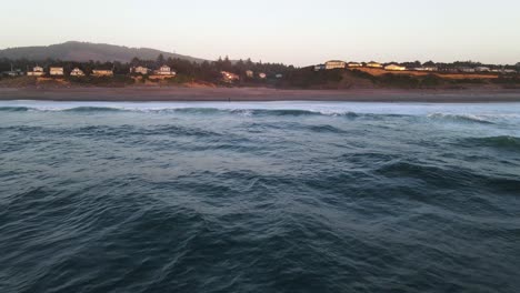 Quiet-Pacific-Northwest-beach-in-Washington,-USA