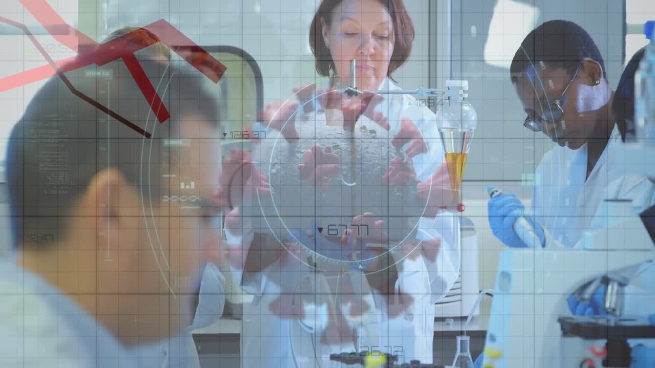 animación de la célula flotante macro covid-19 y diagramas sobre un grupo de médicos multiétnicos