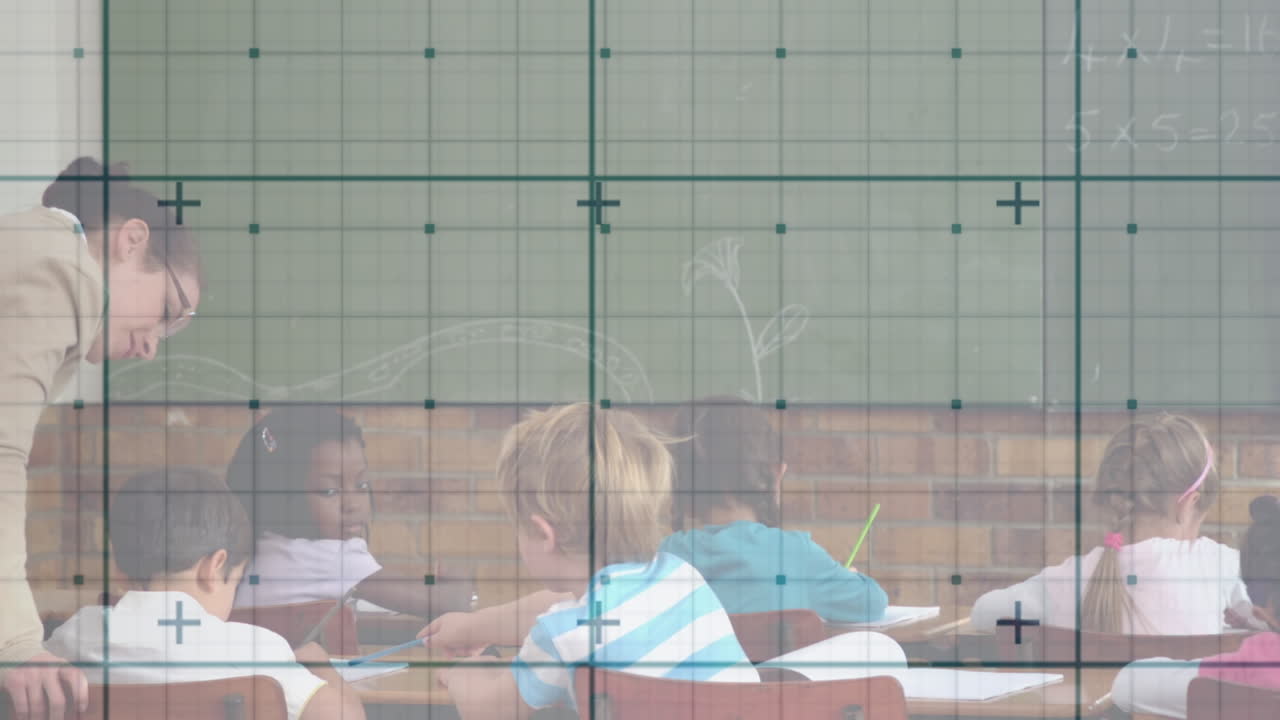 학교에서 수업에 있는 학생들의 백인 여성 교사 교직 그룹에 대한 그리드 네트워크