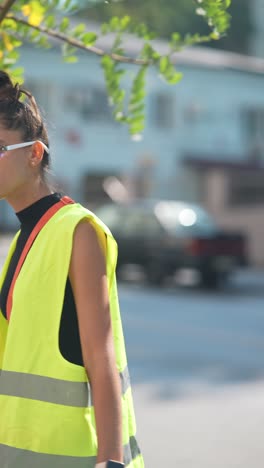 urban street cleaning volunteers