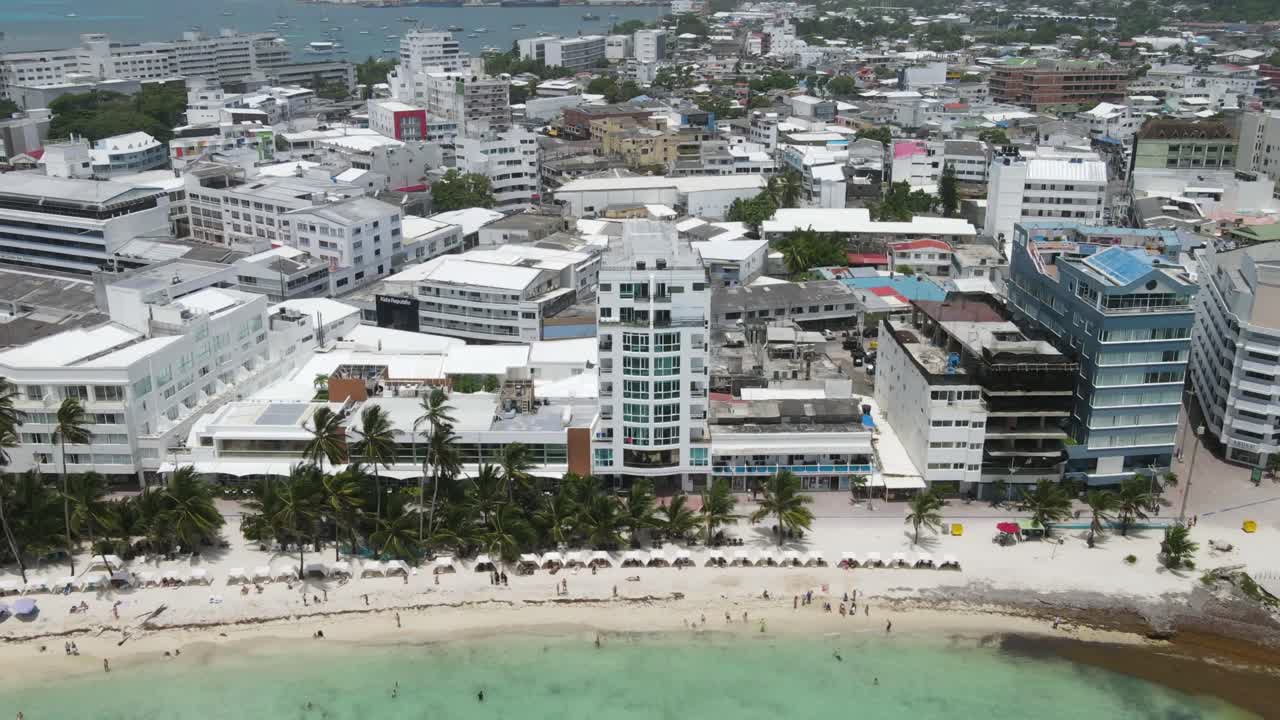 카리브 해 에서 가장 유명한 해변 중 하나 의 타임  ⁇ 스