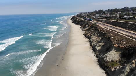 Costa-En-La-Playa-Del-Mar,-California,-San-Diego