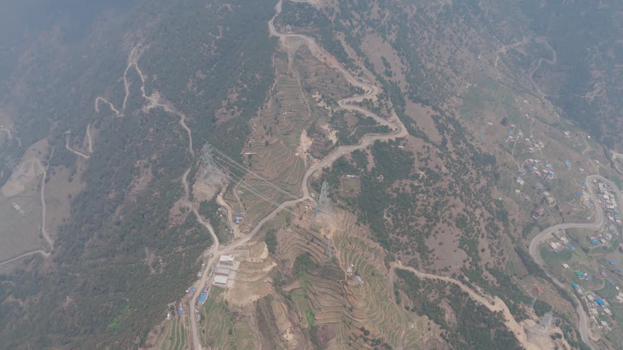 carreteras de las aldeas en las tierras altas de nepal