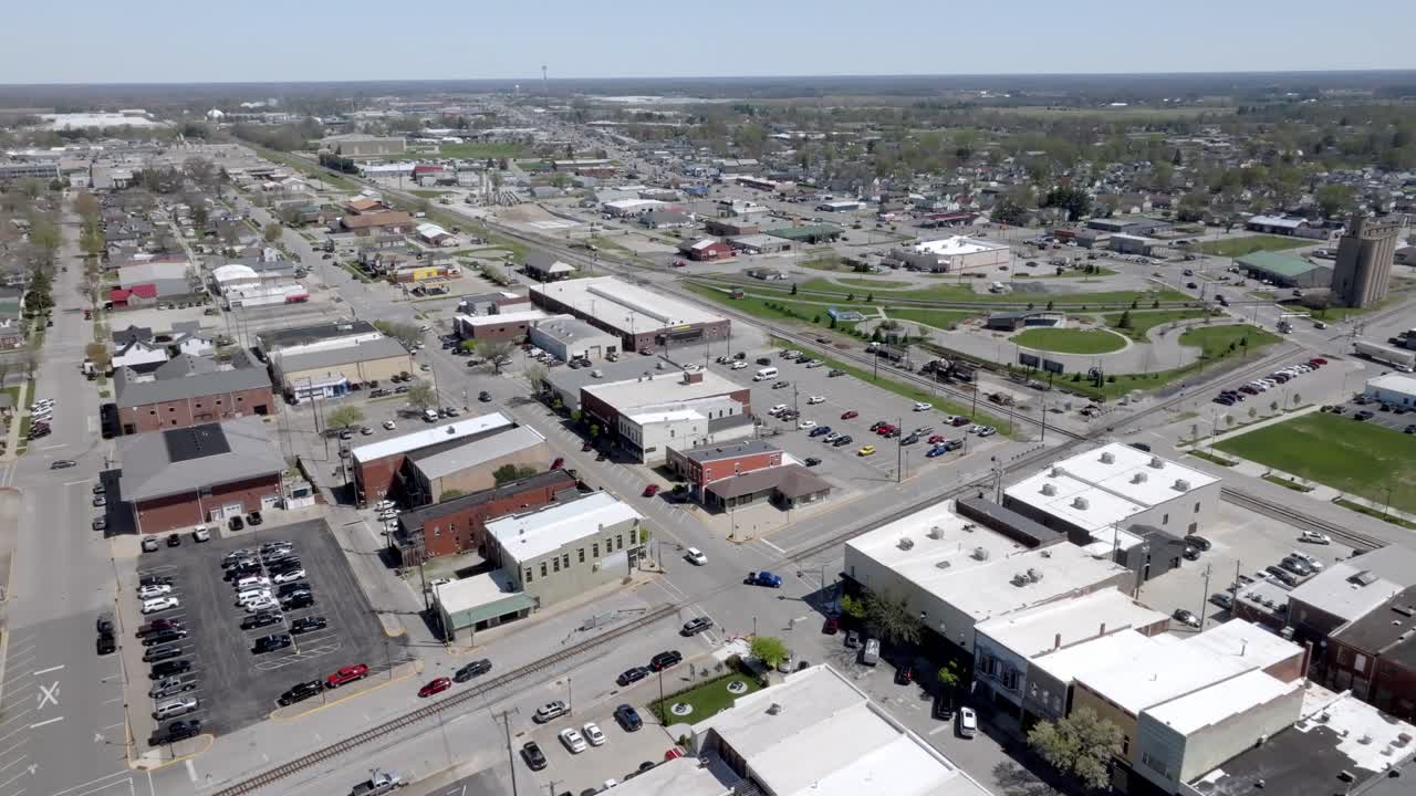 Downtown Seymour, Indiana with drone video at an angle moving in.