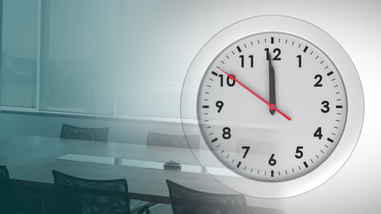 animación del reloj moviéndose sobre escritorios de oficina con sillas