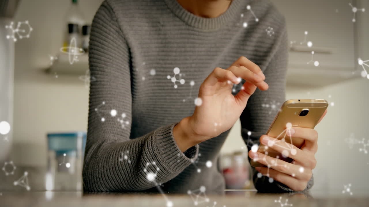 iconos de emoji con una mujer usando un teléfono inteligente en el fondo 4k