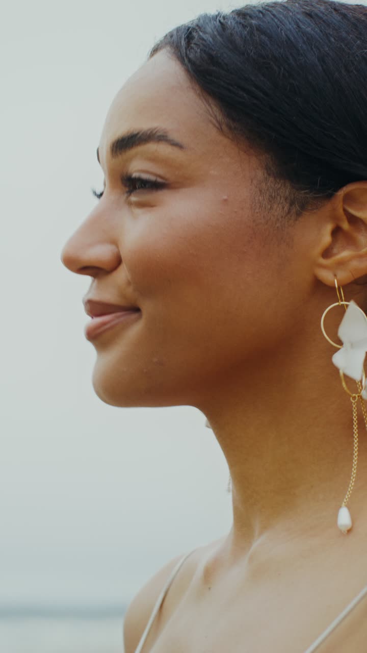 Elegant Bride with Flowers and Jewelry