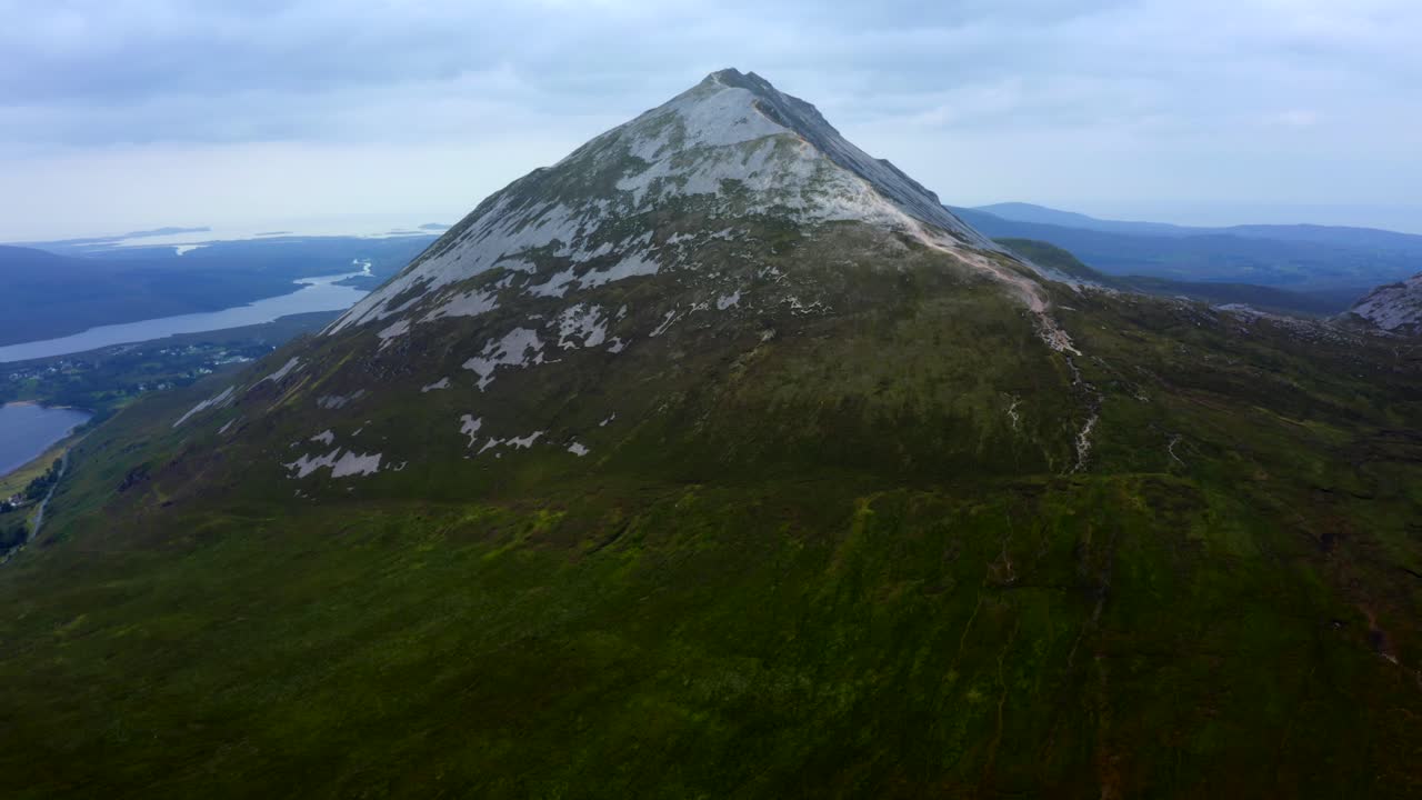 monte errigal, montañas derryveagh, gortahork, condado de donegal, irlanda, septiembre de 2021