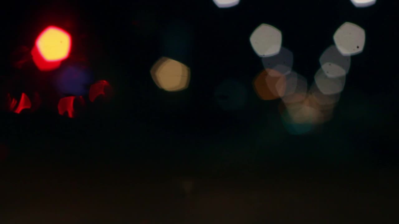 transporte borroso desenfocado por la noche