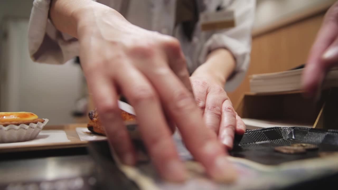 Hokkaido Bakery Cheese Tart Purchasing