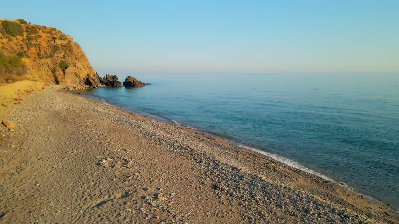 Nerja, İspanya Plajlarında Drone Uçuşu