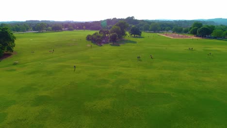 Zikler-Park-Steingarten-In-Austin,-Texas