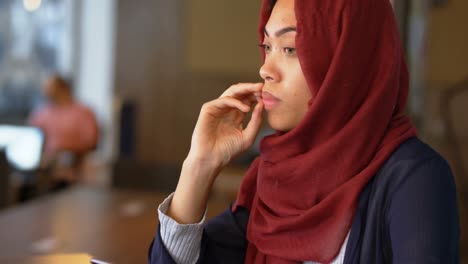 worried woman using mobile phone 4k