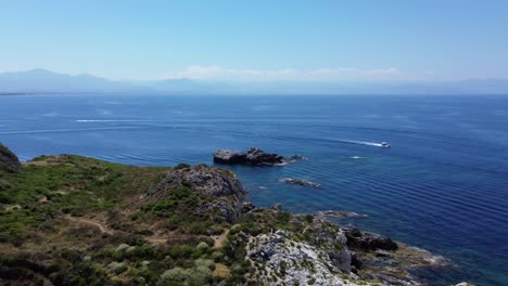 Die-Unendliche-Landschaft-Der-Italienischen-Ozeane-Ist-Wunderschön