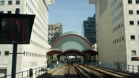 dlr train moving 06