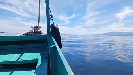 karampuang island boat_slow motion shot