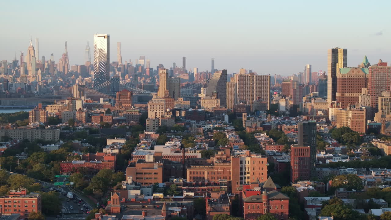 Establishing shot of a Brooklyn sunset. Shot on an autumn day.