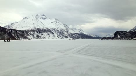 Frozen-mountain-lake-in-the-Swiss-alps