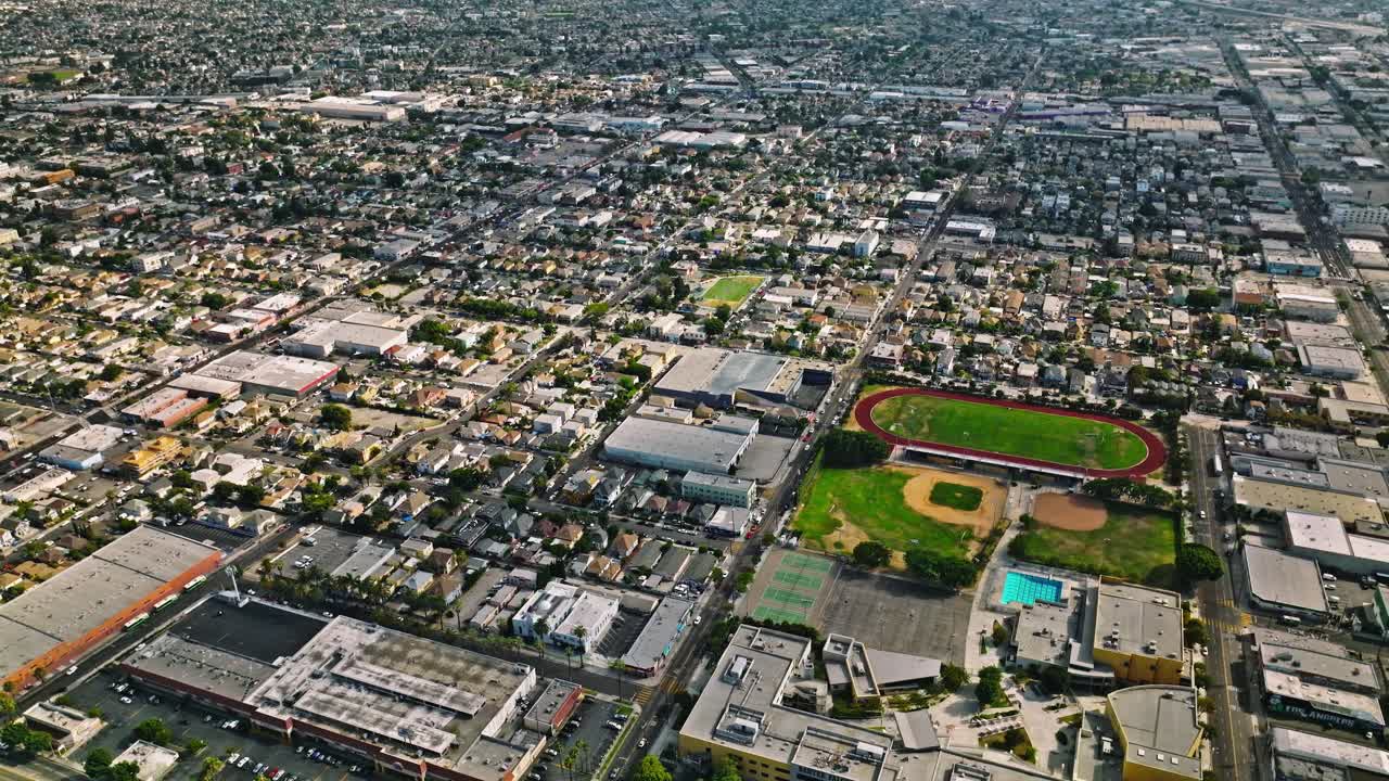 Pasadena neighborhood northeast of downtown Los Angeles