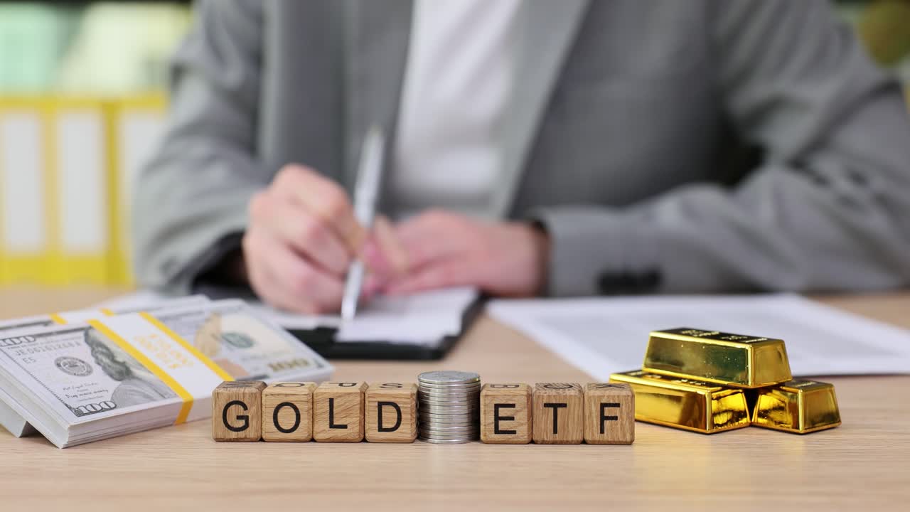 Investing in Gold ETF