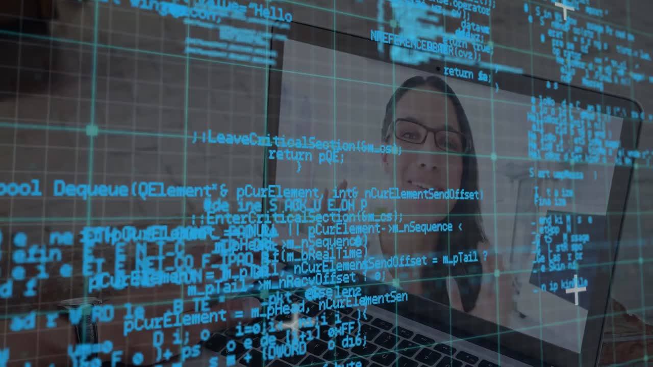 procesamiento de datos sobre personas de negocios que usan computadoras portátiles