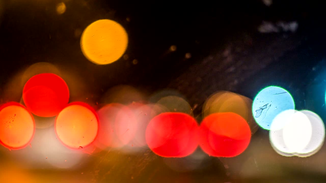 desfocalizar el tráfico en la carretera, portátil