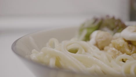 chicken pasta salad with creamy dressing